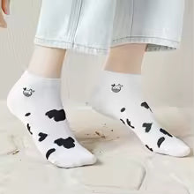 5 Pairs Cute Cow Pattern Socks for Women – Fun, Soft & Moisture-Wicking Comfort